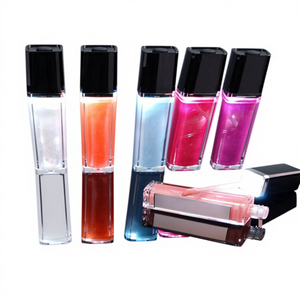 Gloss à lèvres en gros avec lumière LED et miroir, bouchon à vis en plastique, couleur personnalisée - Product Image 1