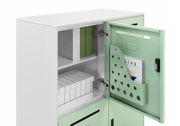 Armoire de classement modulaire blanche basse pour bureau avec portes verrouillables et compartiments de rangement ouverts pour espace de travail commercial