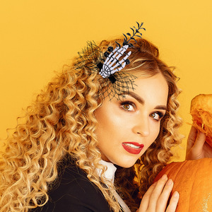 Pinza de Pelo Gótica de Halloween <span class=keywords><strong>con</strong></span> Telaraña, Hueso de Garra y Ramitas, Accesorio Espeluznante para Disfraz de Bruja o Vampiro - Product Image 2