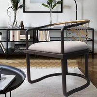 Fauteuil de restaurant moderne en métal découpé sur mesure pour café, avec dossier et accoudoirs, en tissu velours, pour ensemble de salle à manger