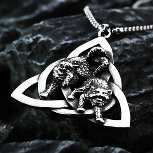 Yunnique – pendentif Viking en acier inoxydable avec double loup et nœud celtique pour hommes, collier à thème, bijoux cadeau - Product Image 4