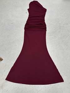 Elegante Vestido de Noche Sirena de un Solo Hombro, Largo hasta el Suelo, con Fruncido y Cintura Natural, Elástico, Ecológico, Transpirable y Antiarrugas - Product Image 2