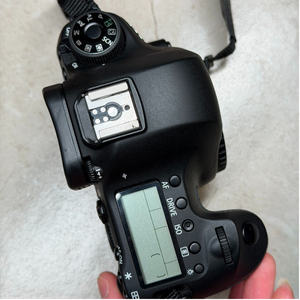 Appareil photo reflex numérique plein format <span class=keywords><strong>Canon</strong></span> EOS <span class=keywords><strong>6D</strong></span> d'occasion, design léger pour les voyages, la photographie de mariage et de portrait - Product Image 2