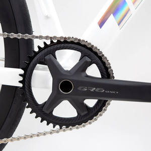 Vélo <span class=keywords><strong>de</strong></span> gravier en fibre <span class=keywords><strong>de</strong></span> carbone ultra-léger tout-terrain avec freins à disque, 700C, 12 vitesses, 11-42T, axe traversant hydraulique pour le bikepacking - Product Image 3