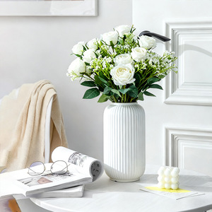 Jarrón de Plástico Artificial Moderno y Sencillo con Diseño de Linterna Vertical para Oficina y Hogar, Dispositivo para Colocar Flores - Product Image 3