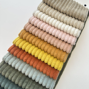 Chine Fabricant 100% Polyester Noir Brodé Velours Velours Tissu Canapé Tissu - Product Image 1