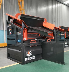 Mobiele Compost Bovengrond Screener Ziften Steen Screening Fabriek Zand Scherm Fabriek Klaar Voorraad Kwaliteitsborging - Product Image 1