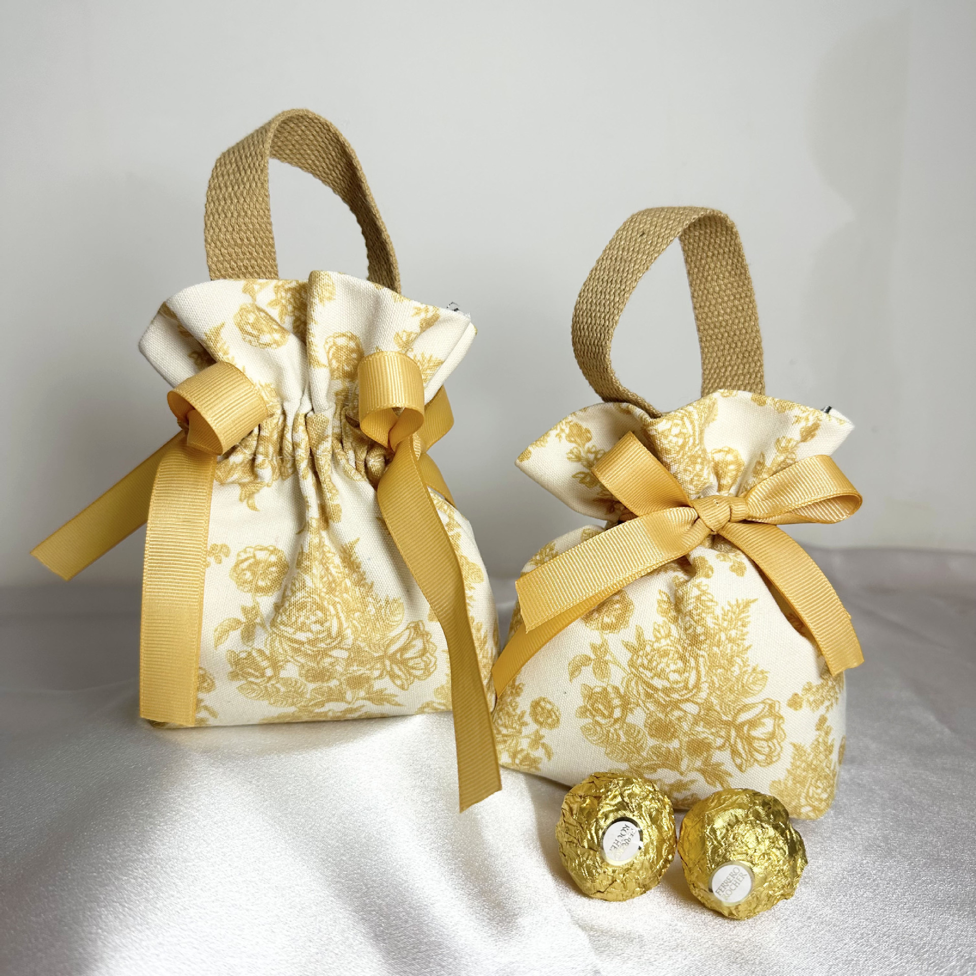 Tableau pivoine dorée