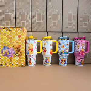 Nouvelle Arrivée Gobelet Isotherme Personnalisé 30oz 40oz à Double Paroi en Acier Inoxydable avec Poignée Motif Ours de Dessin Animé - Product Image 6