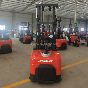 รถยกพาเลทไฟฟ้าแบบไฮดรอลิก ใช้แบตเตอรี่ สำหรับยกของในคลังสินค้า แบบเดินตาม ควบคุมอัตโนมัติเต็มรูปแบบ - Product Image 3