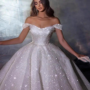 Off-Shoulder Wedding Dress High Waist Ball Gown Chiffon With Beading Vintage Style Sweetheart Neckline Elegant Train - Product Image 2