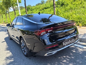 Stock in Russia <span class=keywords><strong>Kia</strong></span> K5 <span class=keywords><strong>2021</strong></span> berlina 4 porte 5 posti auto a benzina di medie dimensioni 1.5T 2.0T FWD R18 auto usate ad alta velocità - Product Image 6