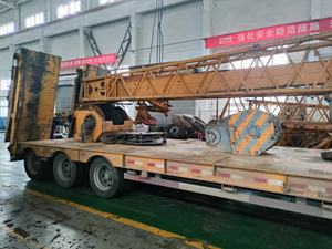 מנוף משאית נייד רשמי של <span class=keywords><strong>XCMG</strong></span> 300 טון משומש מנוף כל השטח <span class=keywords><strong>QAY300</strong></span> במחיר המניה - Product Image 5