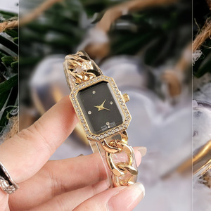 Reloj de pulsera deportivo de lujo para hombres y mujeres, cristal de alta calidad, diamante, moda, estilo Simple, banda de plástico de silicona, aleación de vidrio - Product Image 3