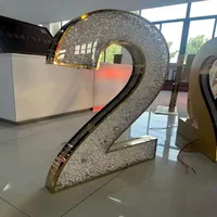 Prix d'usine en gros, lettres et chiffres lumineux LED 3D en cristal personnalisés, étanches, pour décoration, publicité, voiture, anniversaire