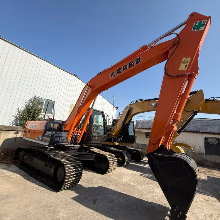 Buy Hitachi Excavator ZX160 Up to 16 tons Capacity | Alibaba.com
