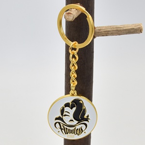 Porte-clés en alliage de zinc plaqué or personnalisés avec logo, porte-clés créatifs en métal émaillé pour sacs, breloques de luxe – Vente en gros - Product Image 5