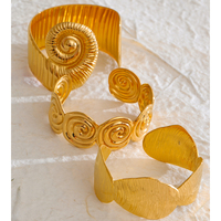 Bracelet ouvert épais en acier inoxydable XY 3282 pour femme, classique, avec perles, plaqué or 18 carats, forme géométrique, bijoux étanches – Vente en gros