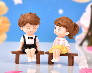 Mini figurines de mariage vnox pour couples filles, souvenir d'action - Product Image 3