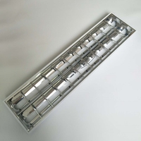 Morden Intérieur LED Grille Lumière Logement Diverses Spécifications Tailles Led T5 T8 Fluorescent Lumière Montage Encastré Persienne Troffer