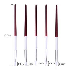 Lot de 5 stylos à ongles en silicone blanc et rouge, outils de sculpture 3D creux pour la conception d'ongles en gel - Product Image 4