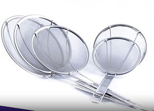 Écumoire à mailles fines en acier inoxydable grande capacité avec long manche, écologique et facile à nettoyer, <span class=keywords><strong>pour</strong></span> filtrer la farine et le riz - Product Image 6