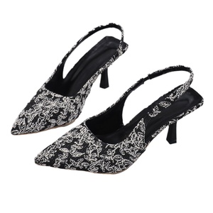 Sandalias de Moda con Punta en Pico y Flores para Mujer, Estilo Británico, Talla Grande, Parte Superior de PU, Suela de Goma, Tacón Alto, Verano 2024 - Product Image 5