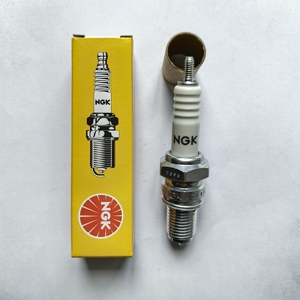 Piezas de motor de motocicleta originales NGK Bujias 2120 D8EA para Honda BBS CB90/<span class=keywords><strong>JX</strong></span> 90CC, para 90241150504, DR8EIX - Product Image 2