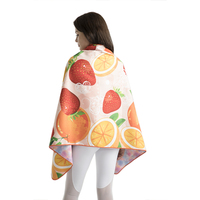 Serviette poncho compacte en microfibre prête à être expédiée, poncho de plage facile à ranger pour les voyages, tissu de serviette de plage ultra léger