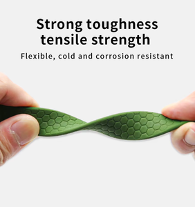 Anpassbare Farben Metalle Logo Wabenmuster Leine Set PVC Halsband Nieten für Hunde Freihand-Leine für Hund PVC Hundeleine Grau - Product Image 5