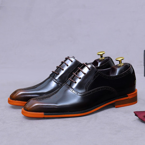 Chaussures Oxford pour hommes de style britannique, chaussures brogues, cuir de vache de qualité supérieure, chaussures élégantes et formelles pour mariage - Product Image 6