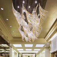 Décoration de couloir d'hôtel BGST, lustre en verre soufflé à la main de luxe, luminaire suspendu moderne long pour plafond haut