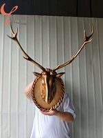 Nuestra escultura de cabeza de ciervo montada en la pared diseñada en fábrica hecha a mano en fibra de vidrio de resina de nuestro propio estudio de escultura