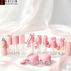 En stock : Tubes de brillant à lèvres personnalisés de 6 ml, tubes applicateurs de brillant à lèvres, flacons d'huile à lèvres, pots de crème, masques pour les lèvres et tubes de couleur pour les lèvres, ensemble avec porte-clés - Product Image 2