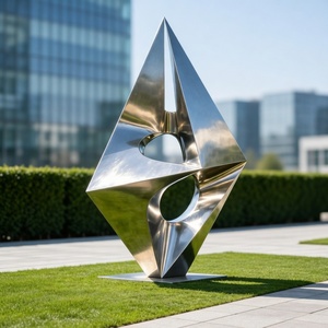 Escultura Abstracta Roja Personalizada de Acero Inoxidable para Plaza al Aire Libre y Paisajismo de Jardín - Product Image 4