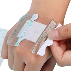 Hoja de vendaje adhesivo impermeable médico para heridas 38*38mm película cuadrada transparente de PU tirita tipo de producto - Product Image 6