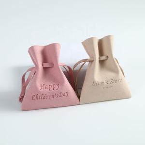 Bolsitas Elegantes para Móviles de 7*8cm para Niñas, Hermosas Bolsas de Microfibra de Gamuza Personalizadas con Cordón, Bolsas de Seda para Guardar Aretes, Collares y Anillos - Product Image 4