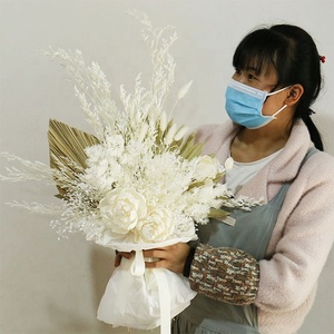 Ramo <span class=keywords><strong>de</strong></span> Flores Secas Naturales al por Mayor con Arreglos <span class=keywords><strong>de</strong></span> Rosas Preservadas para Decoración del Hogar y Ramos <span class=keywords><strong>de</strong></span> Boda - Product Image 6