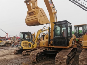 รถขุดแคตเตอร์พิลลาร์ รุ่น 320d คุณภาพสูงสำหรับขาย - Product Image 2