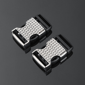 Boucle latérale en métal 20 mm durable pour accessoires de sacs - Product Image 1