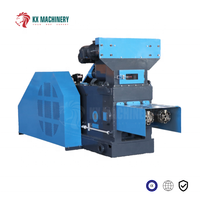 Machine à mouler les briquettes Machine à briquettes Pini Kay Machine à briquettes à aiguilles de pin pour carburant de biomasse