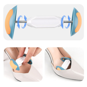 Expansor de Zapatos Ajustable para Tacones Altos y Zapatos Planos de Mujer, Expansor de Zapatos Universal de Plástico con Protección - Product Image 6