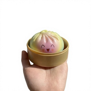 Jouet anti-stress en PU en forme de grand bouillon de viande réaliste, à presser, amusant, type Xiao Long Bao, à récupération lente - Product Image 3