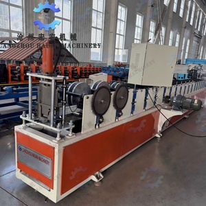 Machine à fabriquer des gouttières carrées, machine à former des gouttières - Product Image 2