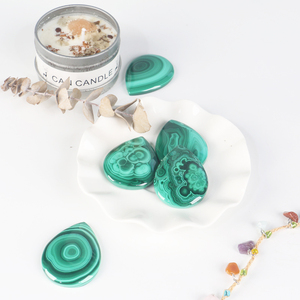 Colgantes de Cristal de Alta Calidad, Malaquita Pulida, Piedras Naturales, Colgante de Piedra Curativa, Chakra, Joyería de Malaquita Verde en Bruto - Product Image 3