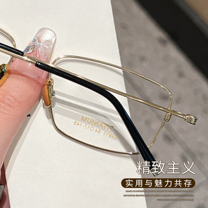 Gafas retro ultraligeras con montura completa de alambre dorado para mujer 88811, montura de titanio puro, forma ovalada duradera - Product Image 3