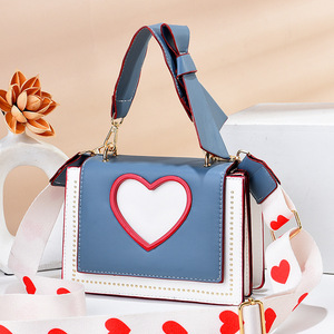 Borsa da <span class=keywords><strong>donna</strong></span> <span class=keywords><strong>giovane</strong></span> alla <span class=keywords><strong>moda</strong></span> con rivetti - Product Image 4