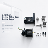 Système de contrôle de porte coulissante pour chambre froide à ouverture simple avec kit de commande électrique pour accès aux chambres froides