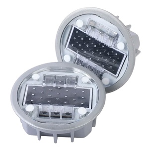 Produits de signalisation routière haut de gamme : Balises réfléchissantes LED solaires en aluminium, colorées et étanches, type œil de chat - Product Image 1