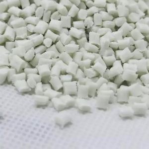 Hojuelas de PET Azules Lavadas y Limpias para la Fabricación de Fibra y Láminas, Material de Alta Pureza, Listo para Exportación - Product Image 5